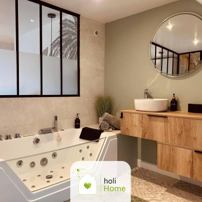 H3 Charmante Maison Sur La Vilaine Pres Du Chateau Vitré Екстериор снимка